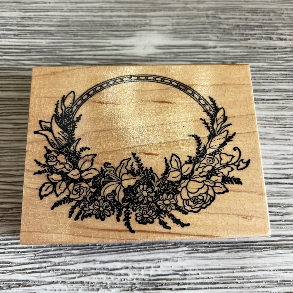 Floral Wreath Wood Craft Stamp - Natural Finish